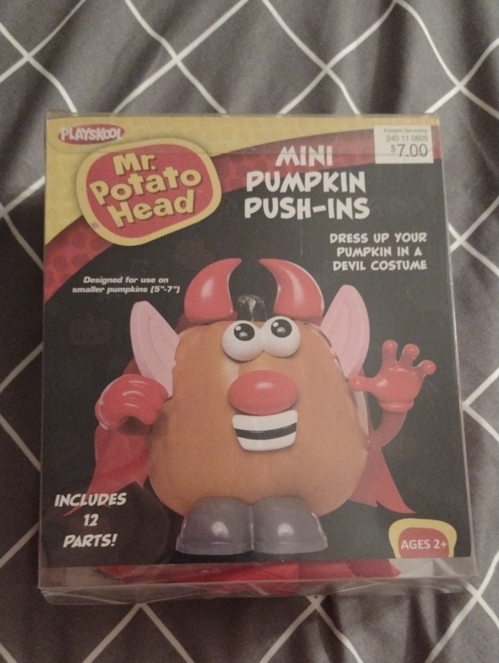 NIB Mr. Potato Head Pumpkin Push-ins Devil Halloween Pumpkin Carving Accessory